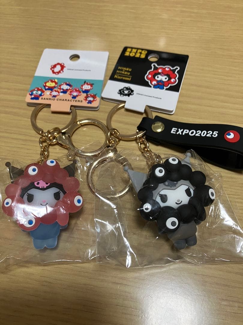 クロミ ミャクミャク 黒ミャク クリア なりきり サンリオ キーホルダー セット