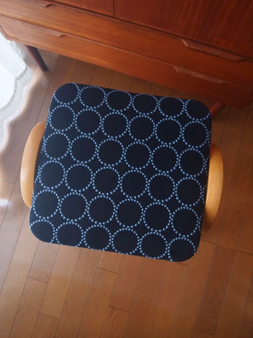 ミナペルホネン ハンドメイド 秋田木工 剣持スツール タンバリン 生地 チェア