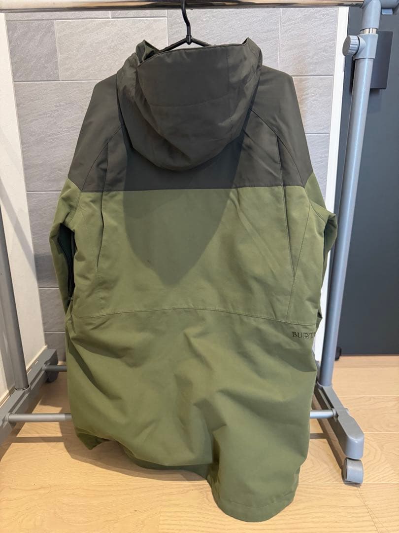 Burtonスノーボードウェア