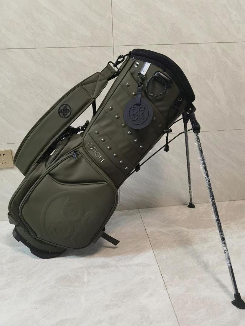 極美品 カーキレザー調 ゴルフバッグ リベットデザイン 大容量