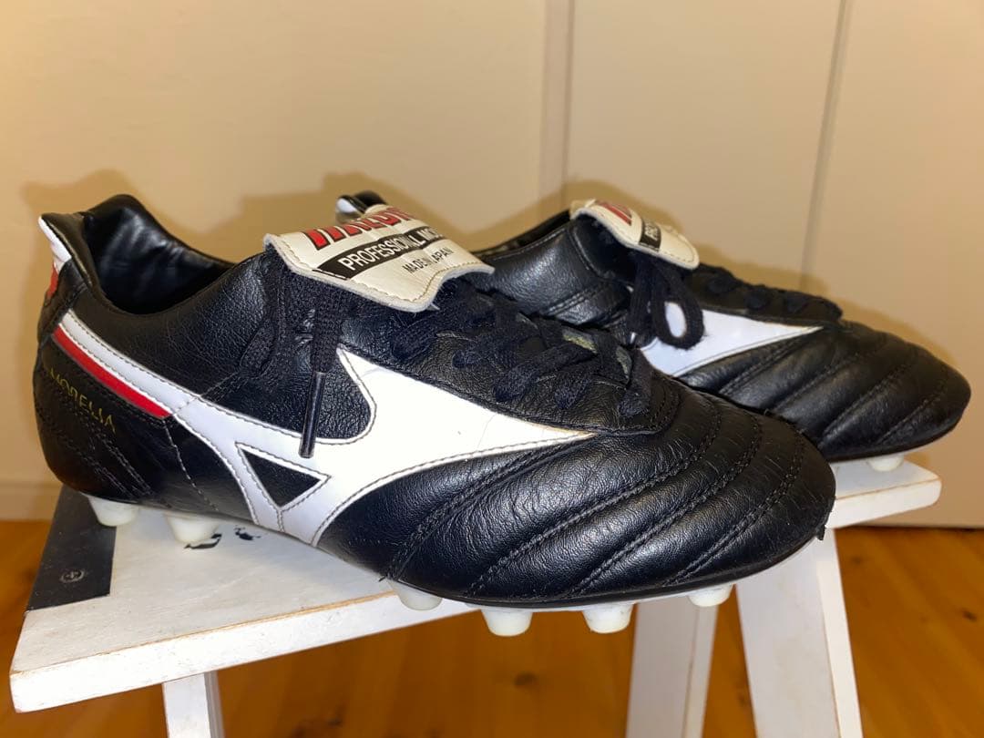 ミズノ　モレリア　Mizuno Morelia ブラック　23.5cm
