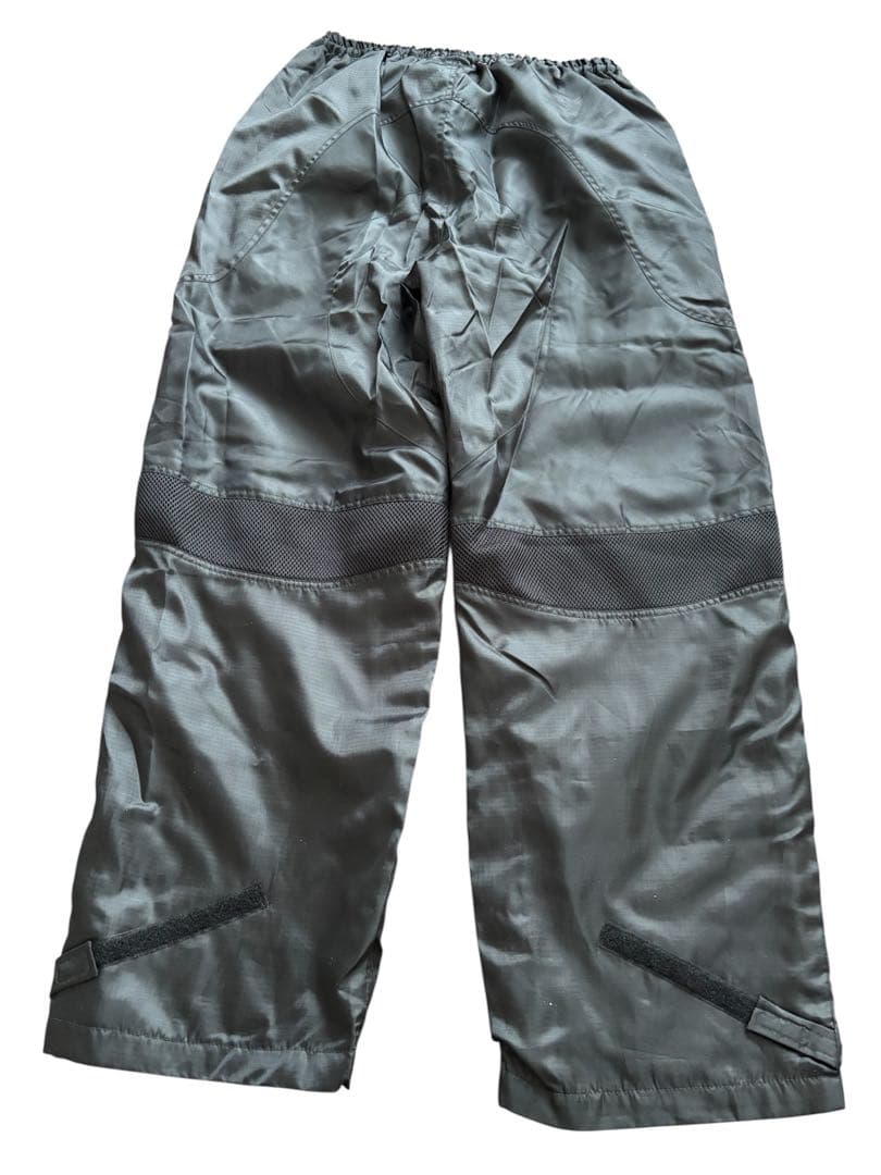 ECKO UNLTD トレーニングパンツ　ナイロンパンツ ブラック　１６Ｂサイズ