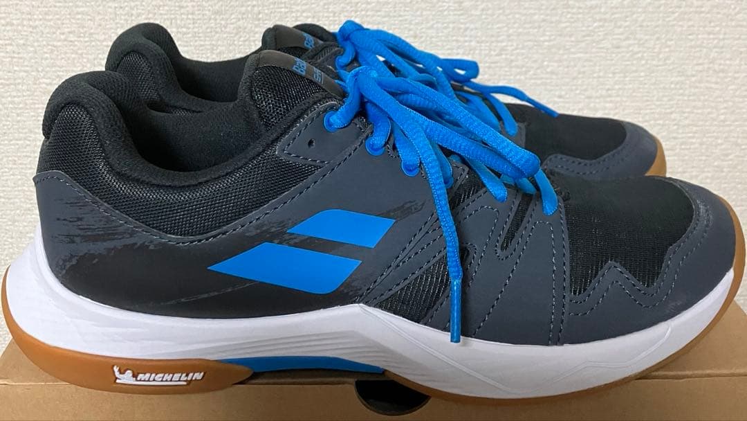 新品未使用★ バボラ BABOLAT バドミントンシューズ TEAM 2
