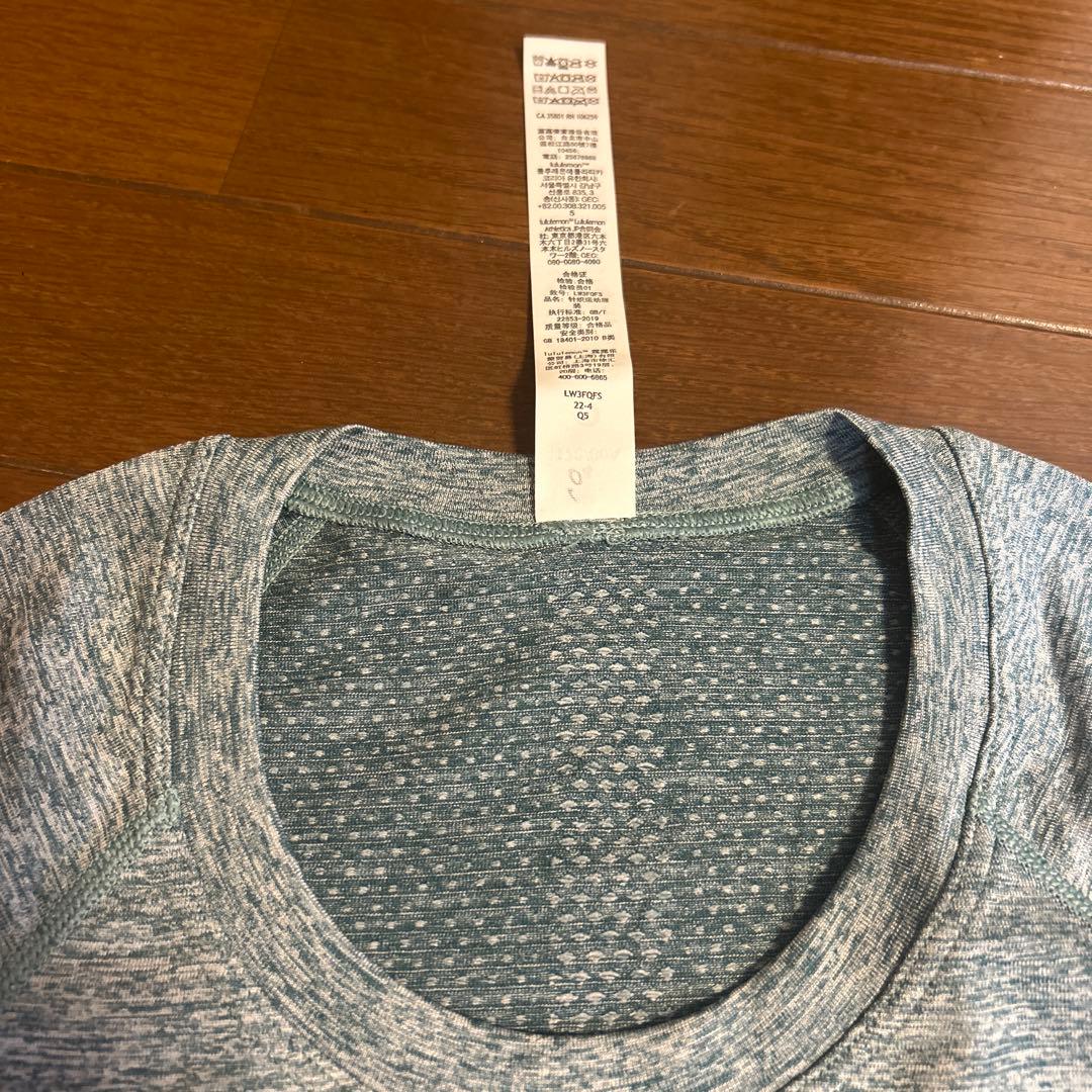 【タグ付き新品】ルルレモン ラン用長袖ストレッチトップス 4