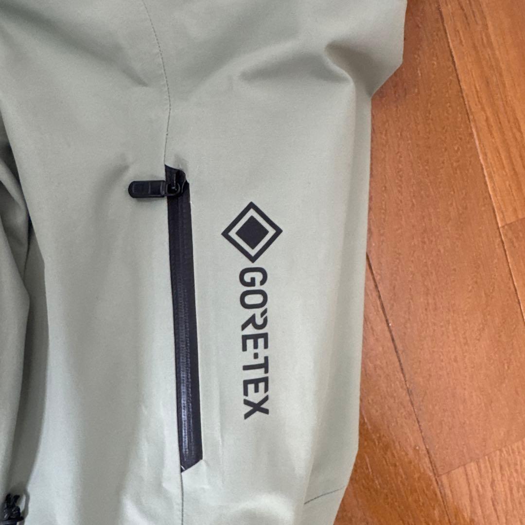 Burton [ak] GORE-TEX ジャケット