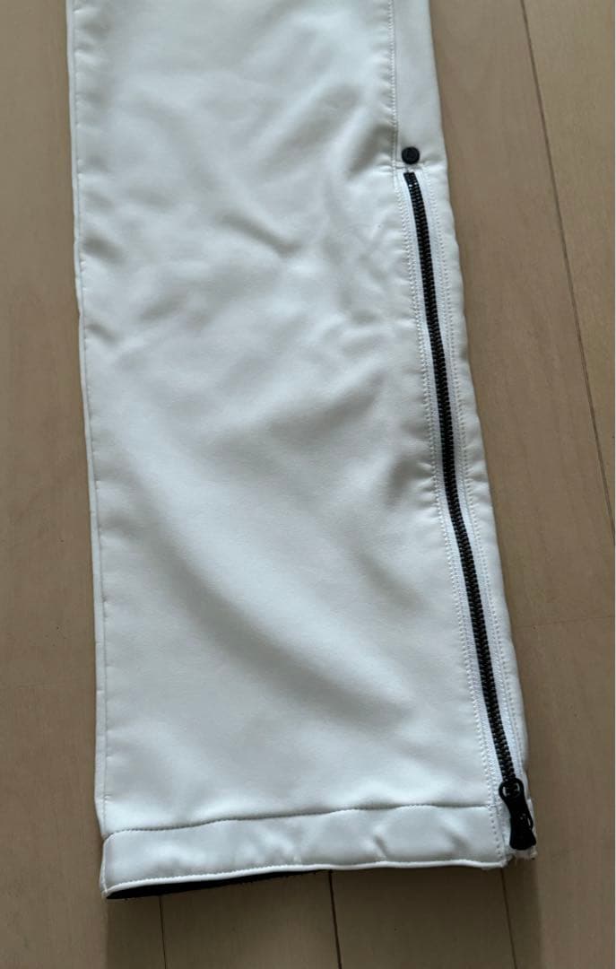 ボルコム レディースパンツ バトルストレッチパンツ　M　スキースノーボードウエア
