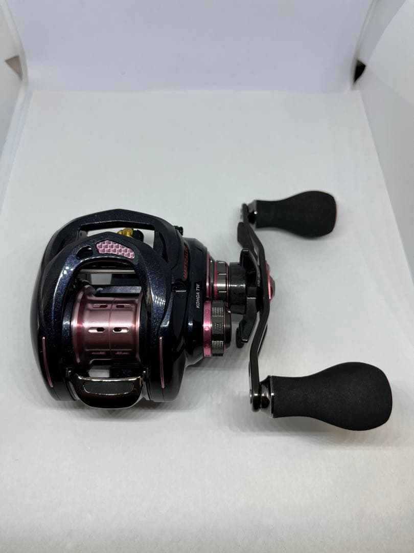 【新品未使用】DAIW AダイワKOHGA紅牙TW 4.9R-RMタイラバリール