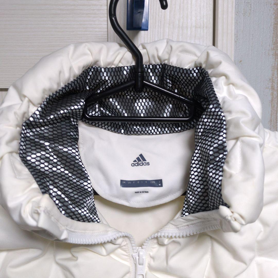 adidas ホワイト キルティングジャケット