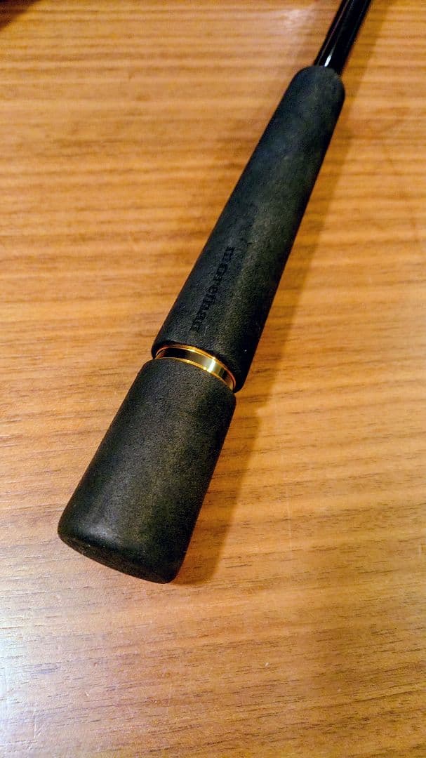 【新品同様極美品】25モアザン 90MLM・J