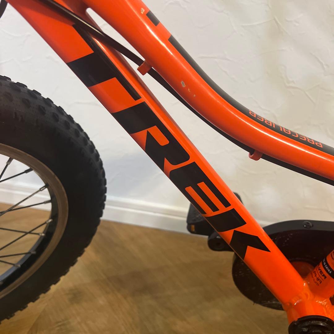 Trek キッズ自転車 オレンジ色 太タイヤ　16インチ 福岡市内手渡し可能な方