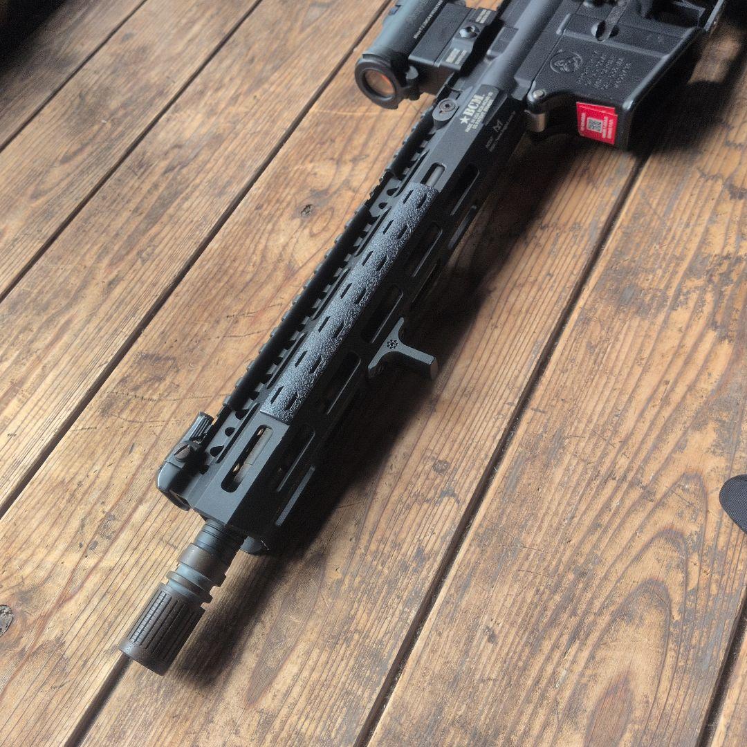 東京マルイ　次世代電動ガン　M4 ハードケース付き