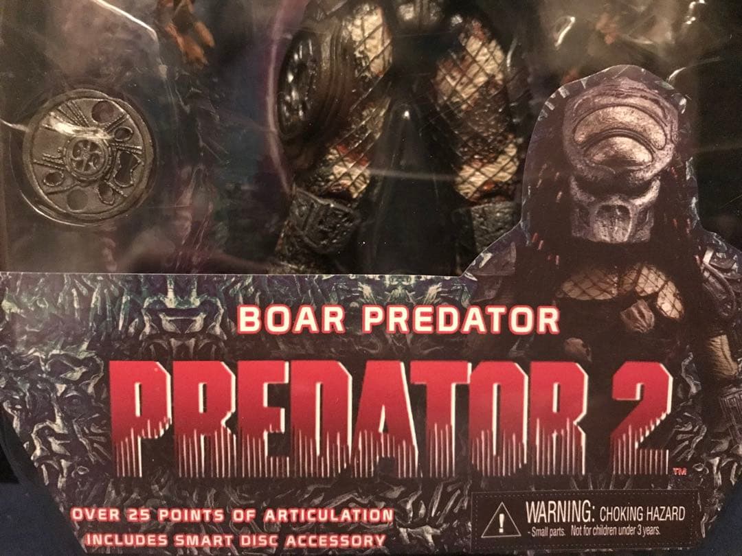新品未開封　NECA ボアプレデター アクションフィギュア