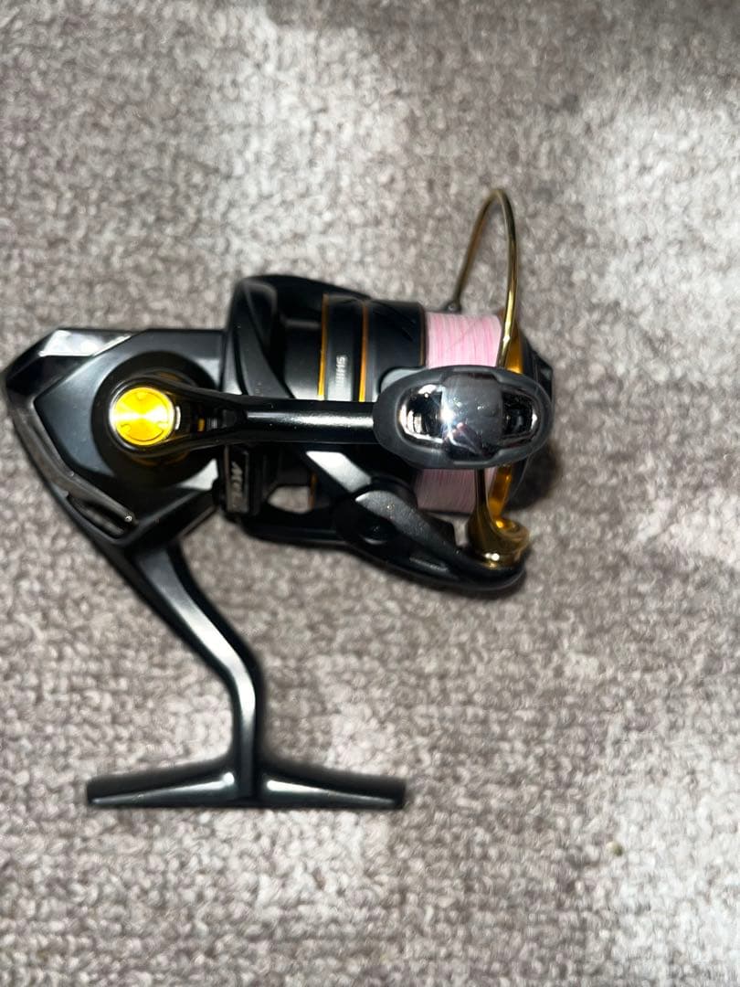 SHIMANO ソアレXR C2000SSHG スピニングリール