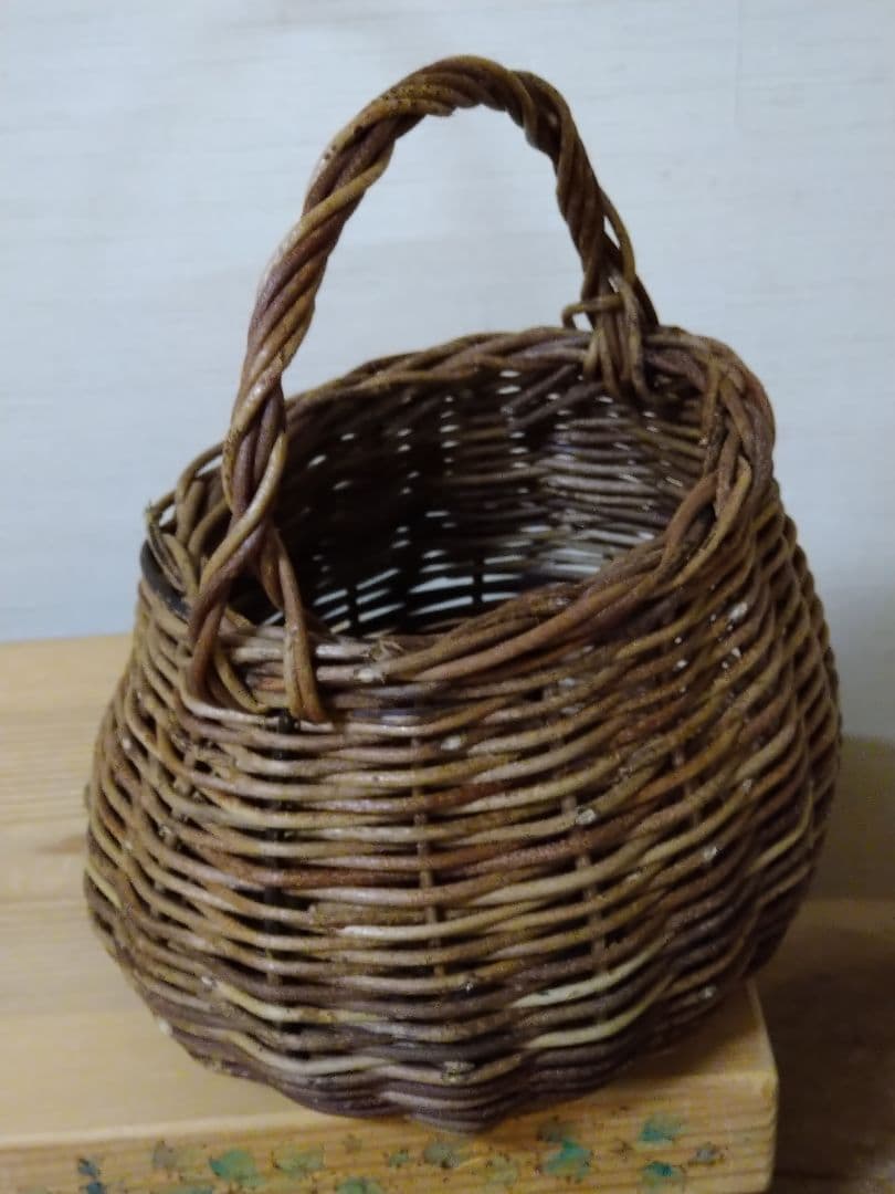 国産あけびのツル　オーバル籠