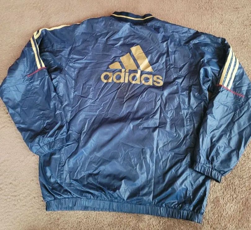 adidas　ナイロン上下（ピステ／ウィンドブレーカー）サイズS