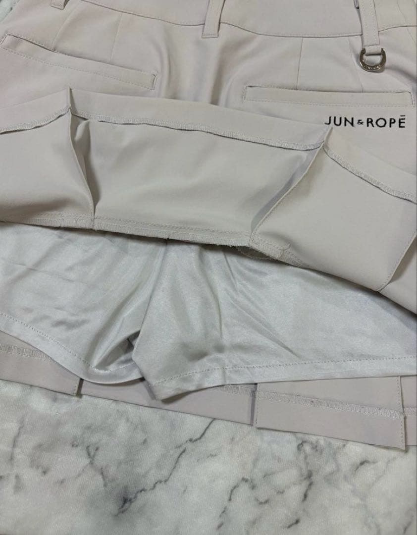 JUN&ROPE プリーツスカート インナーパンツ付き　グレー　Sサイズ