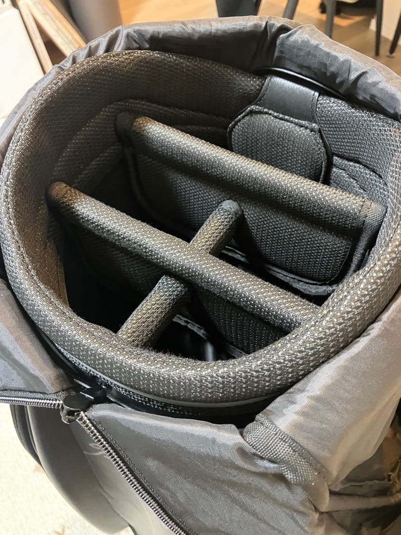 Titleist グレー キャディバッグ　9型