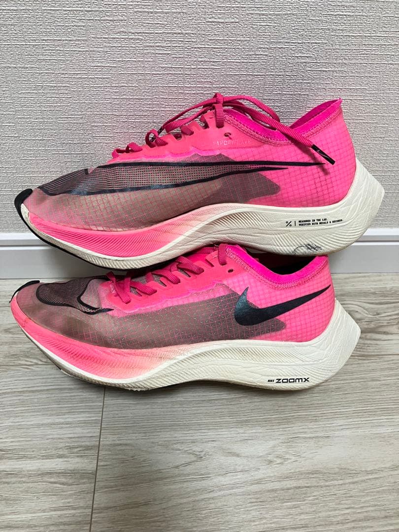 NIKE ナイキ ヴェイパーフライNEXT% 2 26.0
