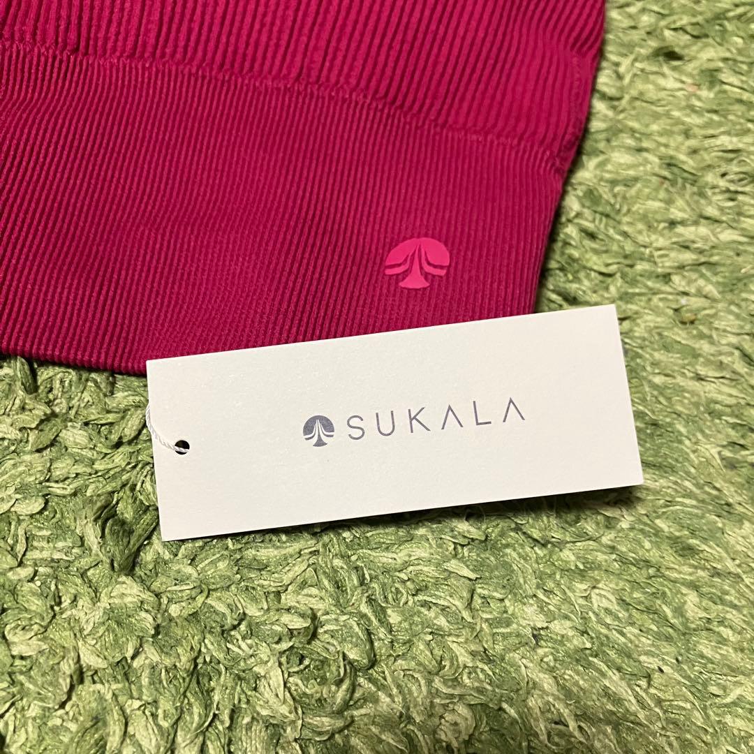 【お値下げしました】SUKALA ヨガウェア LAVA ラバ　M スカーラ