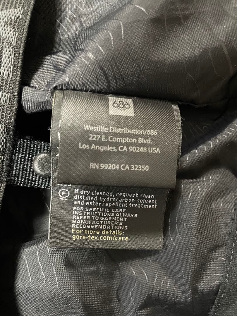 686 スノーボードウェア　Lサイズ　美品　GORE-TEX カモフラージュ