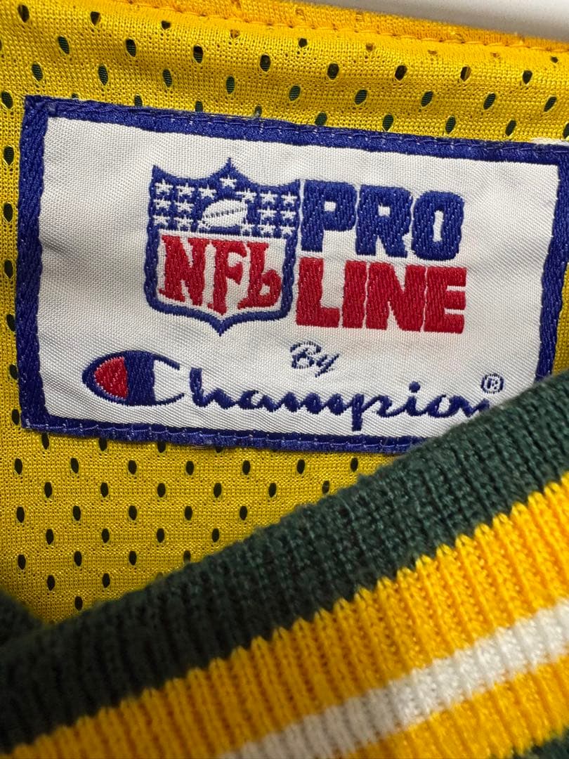 90s ChampionのNFLグリーンベイ・パッカーズのナイロンジャケット