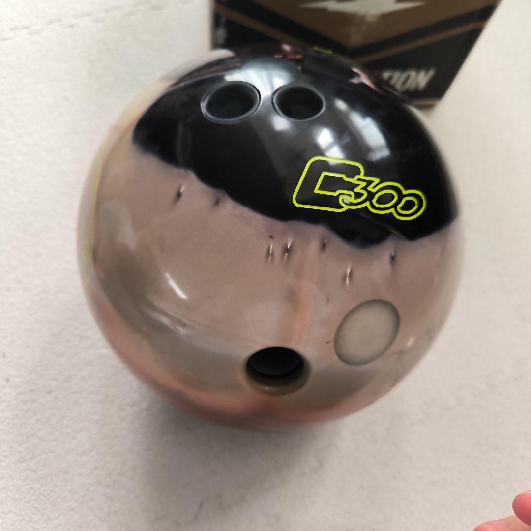 ボウリングボール コロンビア300 ダイナミックスウィング 15ポンド