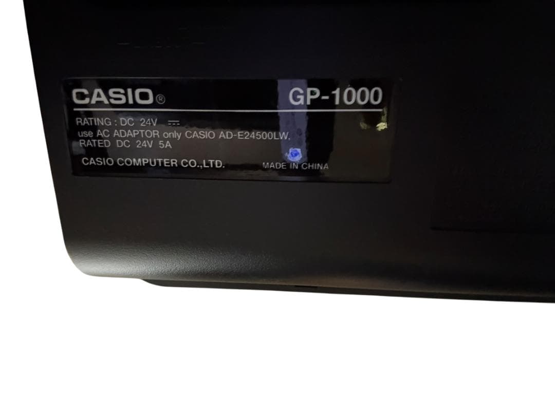 【2025年製】極美品 CASIO GP-1000 2028/4月まで保証有り