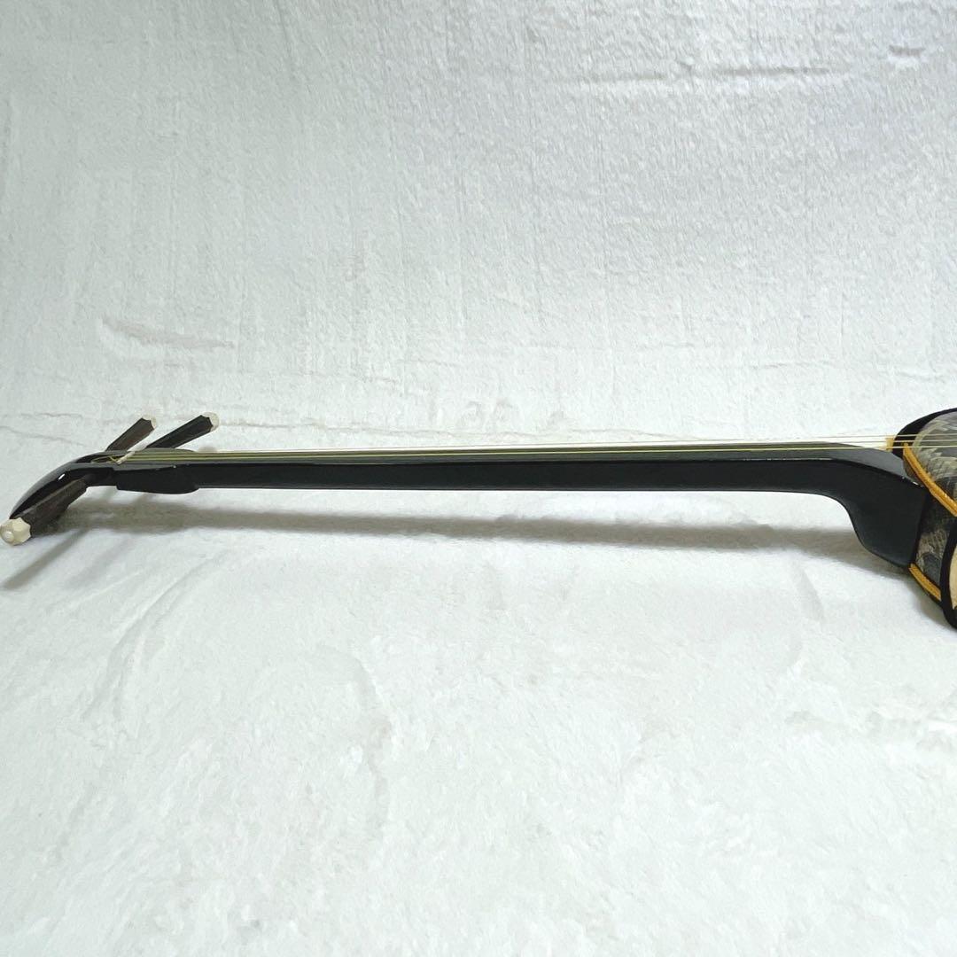 【初心者おすすめ】沖縄三線 人口蛇皮 ハードケース付き 付属品 練習用 【美品】