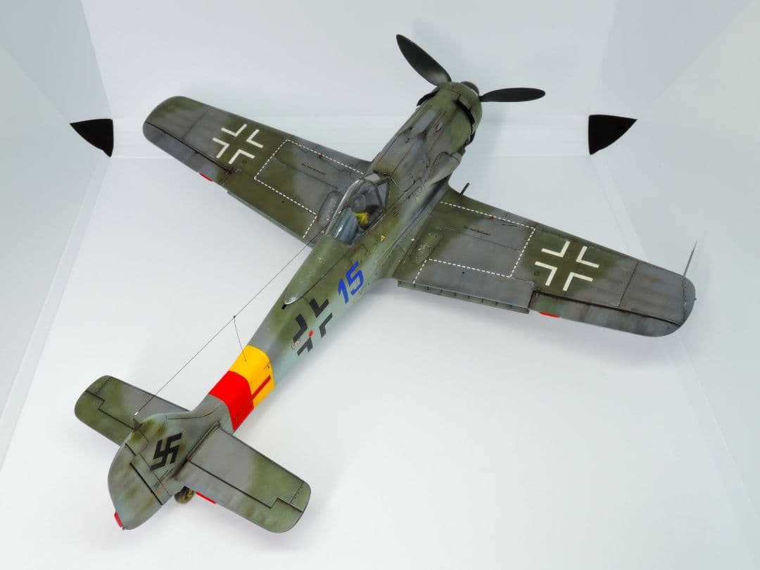 【プラモデル完成品】タミヤ 1/48 フォッケウルフ Fw190 D-9