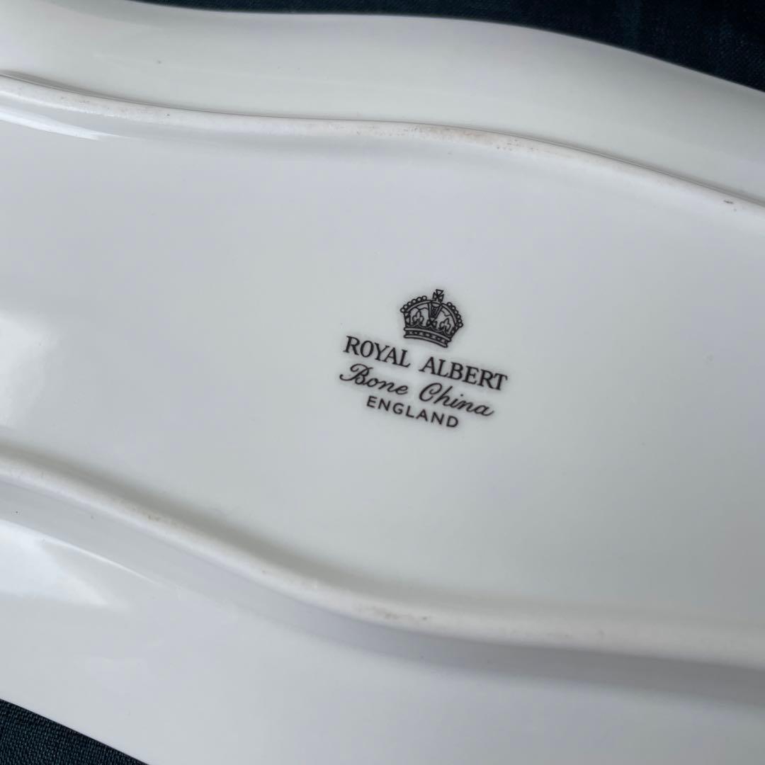 イギリス製　ロイヤルアルバート　陶器　バターケース