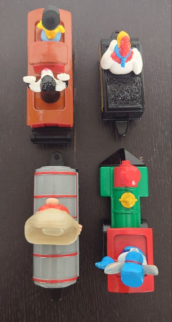 LOONEY TUNES ルーニー・テューンズ ダイキャストメタルトレイン 列車