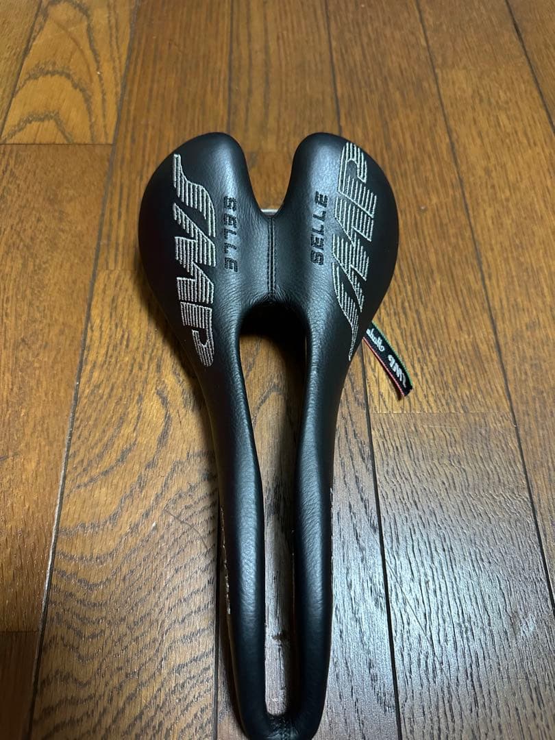 （中古品）Selle SMP FORM Q2-BK ブラックサドル