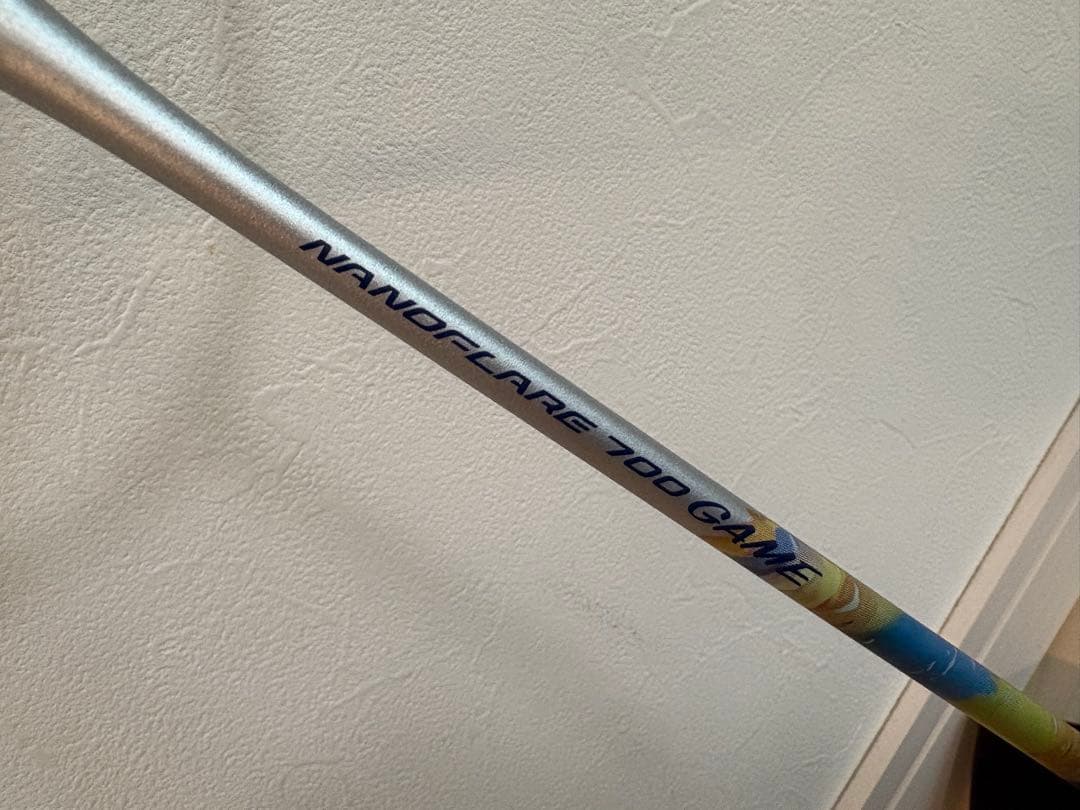ヨネックス バドミントンラケット ナノフレア700ゲーム YONEX