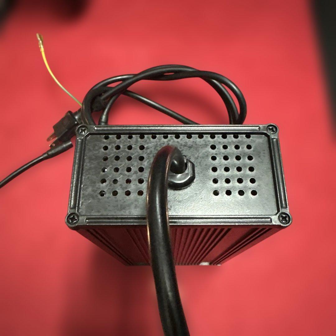MATE X 充電器 ほぼ新品