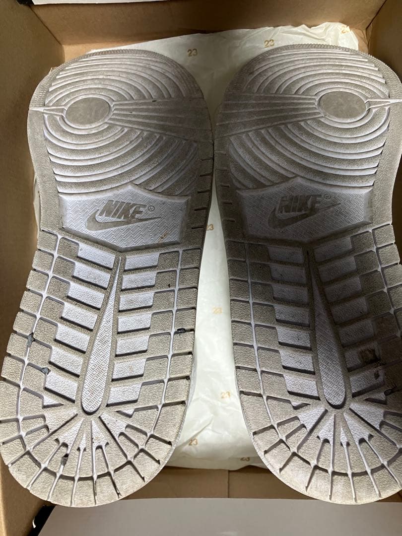 F*読様 NIKE AIR JORDAN 1 MID TRIPLE WHITE