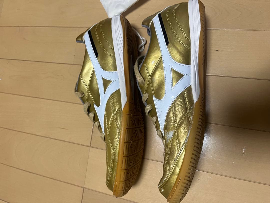 Mizuno モレリア　フットサルシューズ　ゴールド 27.5cm