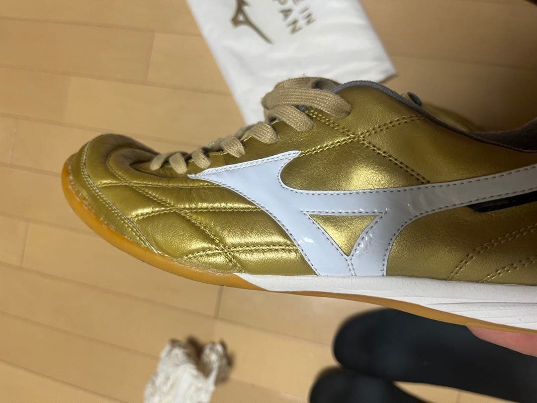 Mizuno モレリア　フットサルシューズ　ゴールド 27.5cm