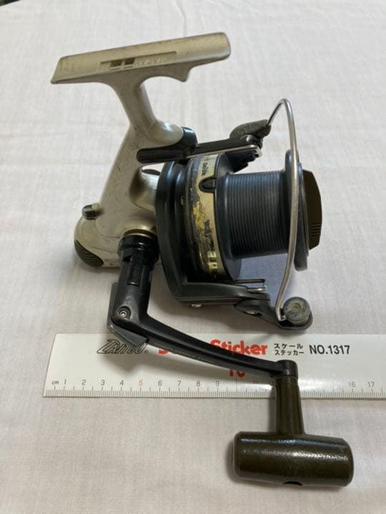 釣り具　３５個セット　ダイワ　リール