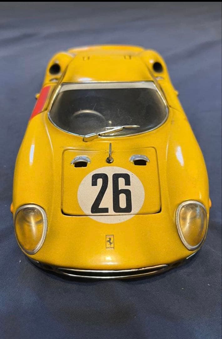 ホットウィール フェラーリ Ferrari 250 LM 1/18 モデルカー