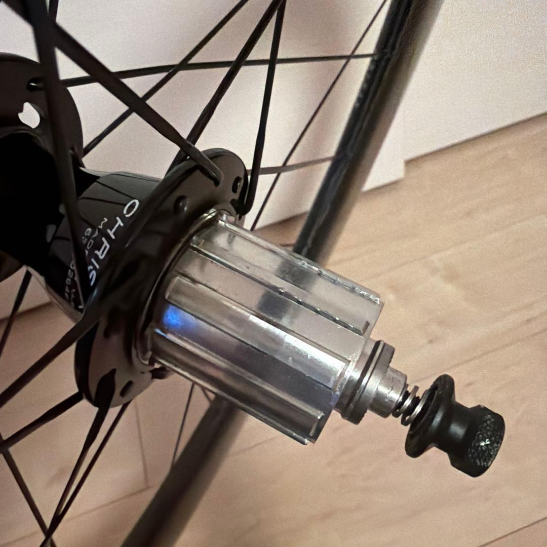 ENVE SES6.7 × ChrisKing R45 ceramic hub