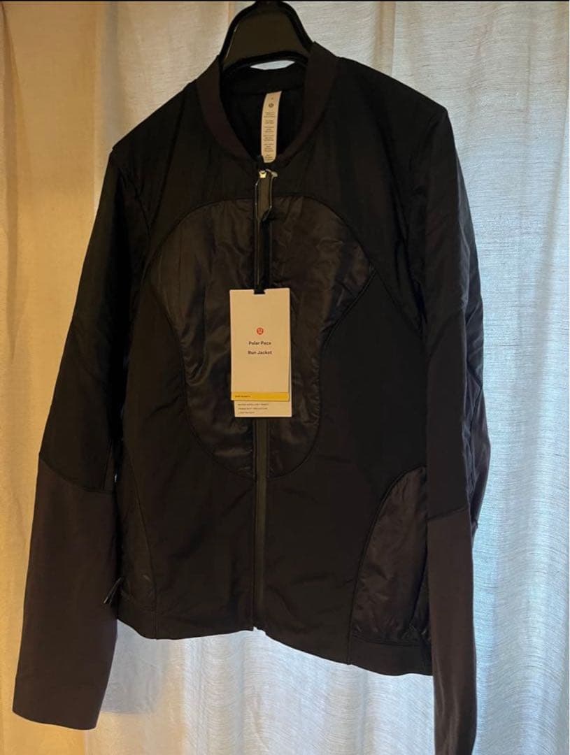 【最終値下げ】新品・未使用 ルルレモン ランニングジャケット