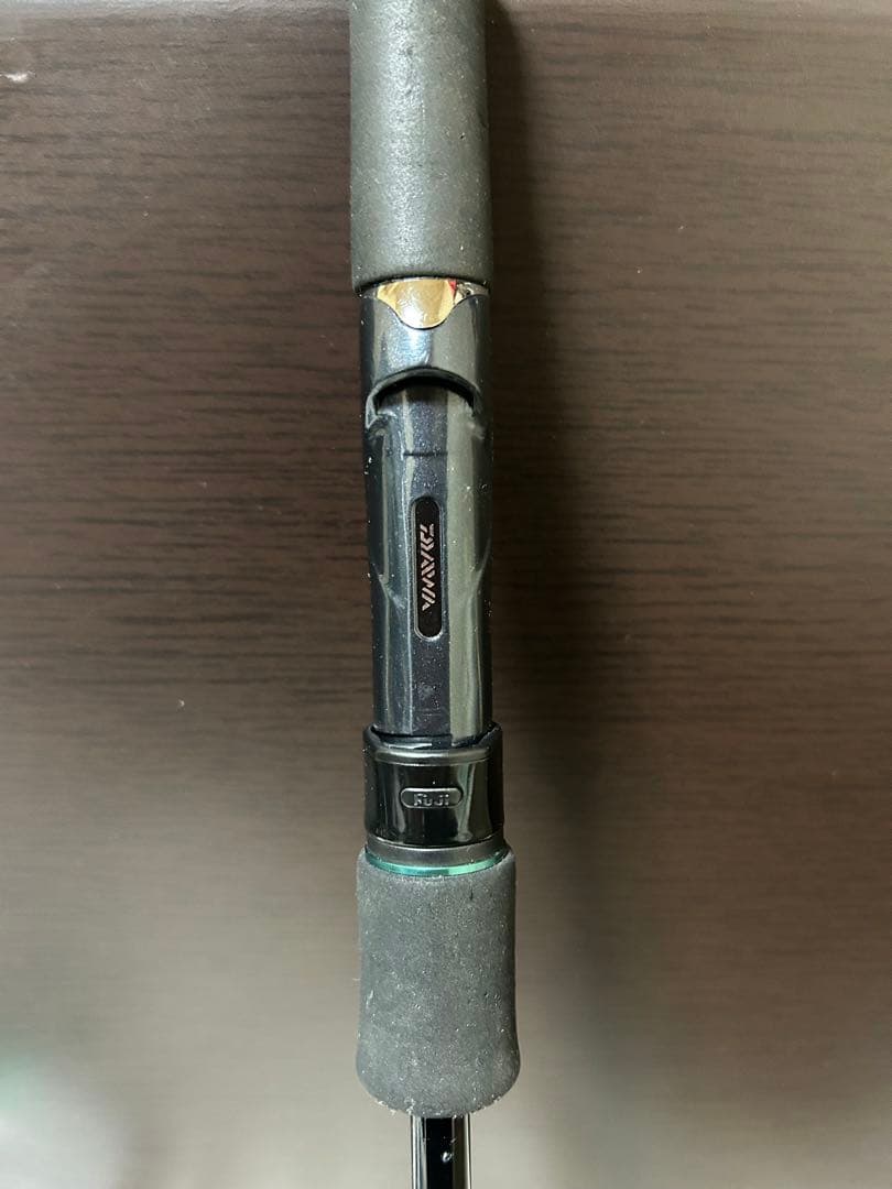 エメラルダス83Ｍおまけで新品エギ2個付き