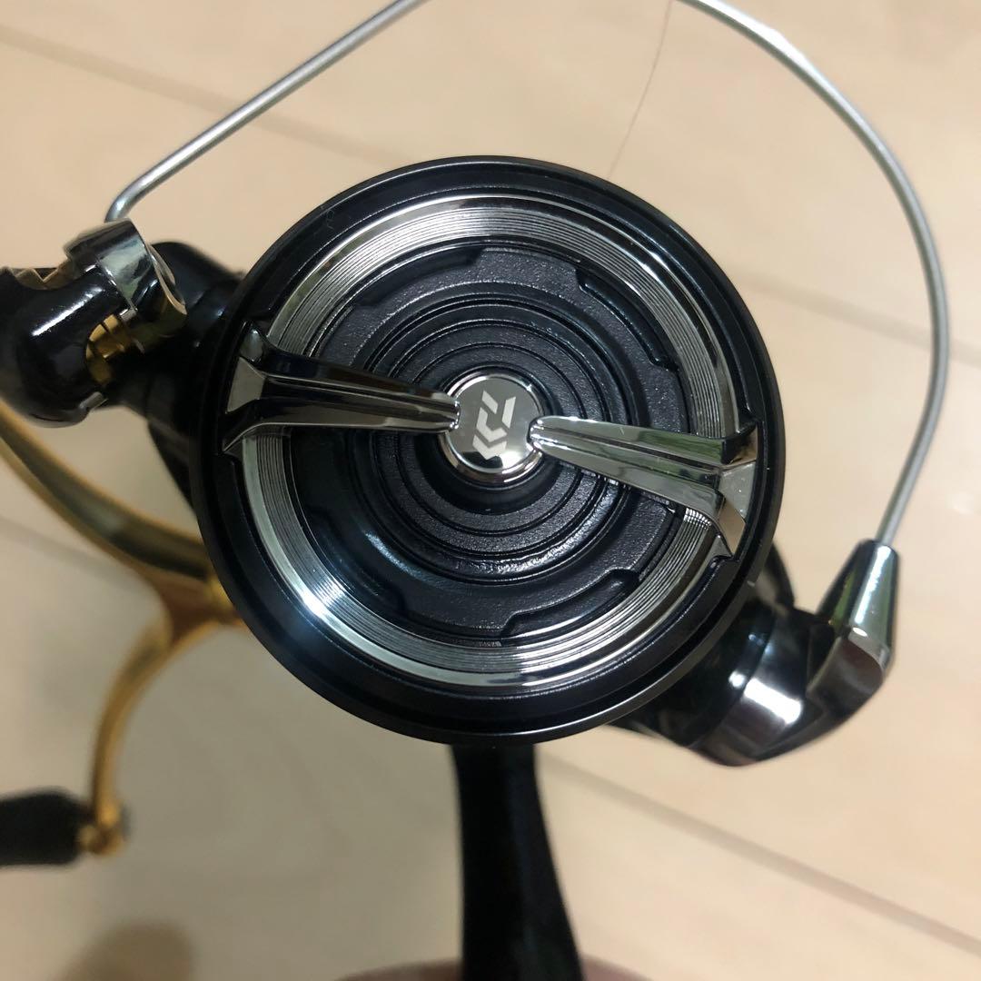 LEGALIS LT2500S-DH スピニングリール