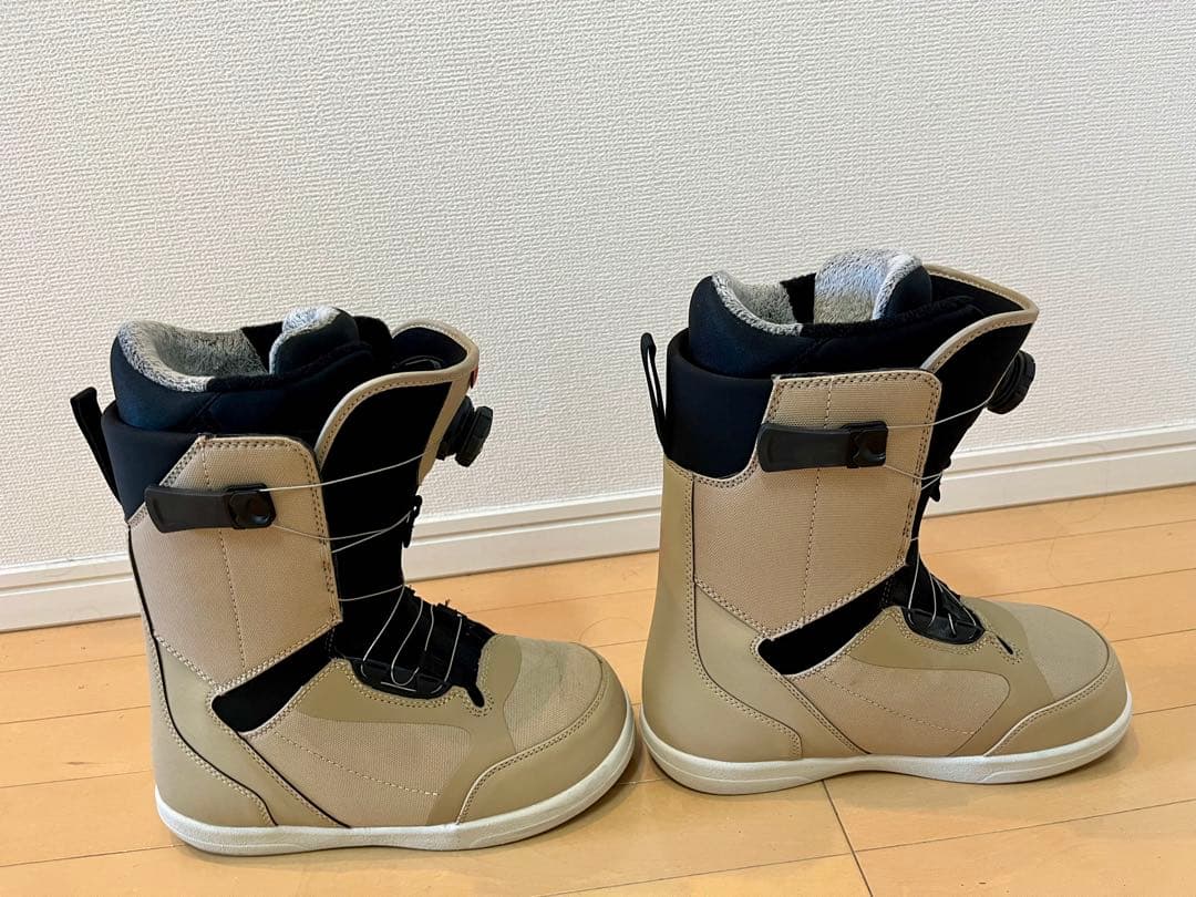 【良品】FLUX FL-BOA スノーボードブーツ ベージュ 26cm 男女併用