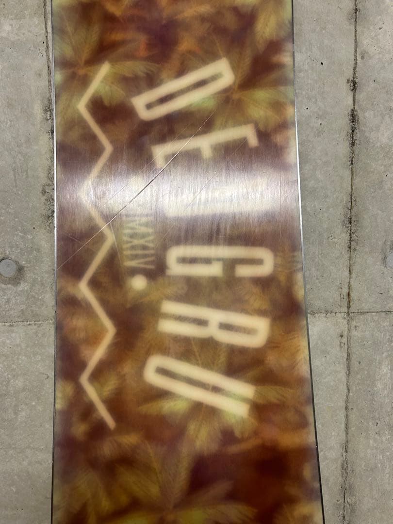 スノーボード DVGRU PARADEATH 153cm