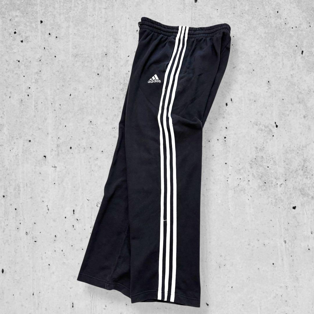adidasアディダストラックパンツ黒ワイドスウェット3本ラインテック古着W36