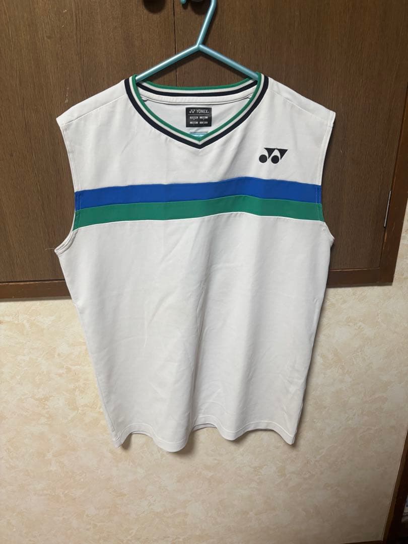 YONEXノースリーブ