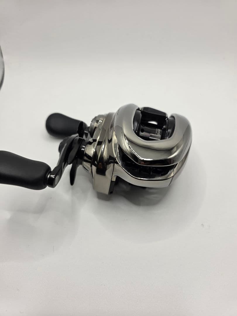 リール YT32 21ANTARES DC HG RIGHT