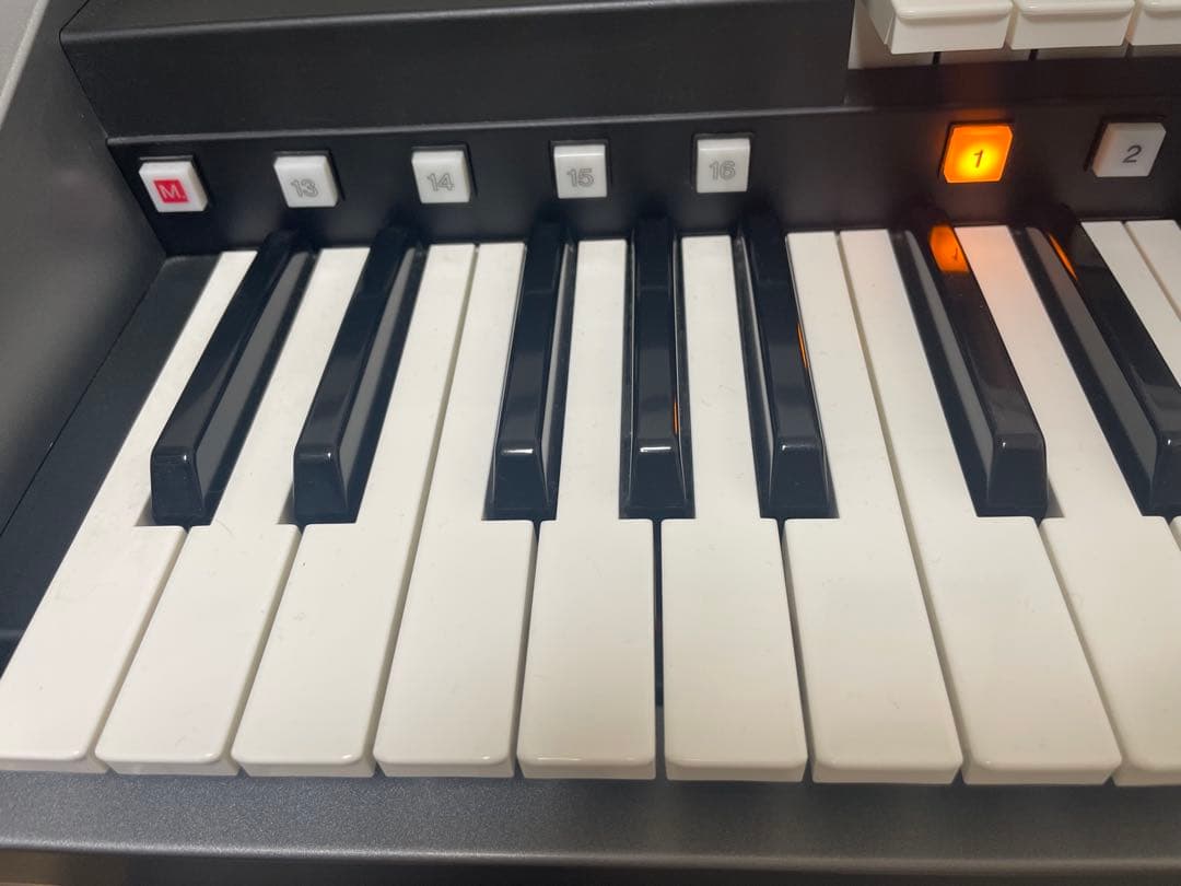 YAMAHA STAGEA ELS02c エレクトーン
