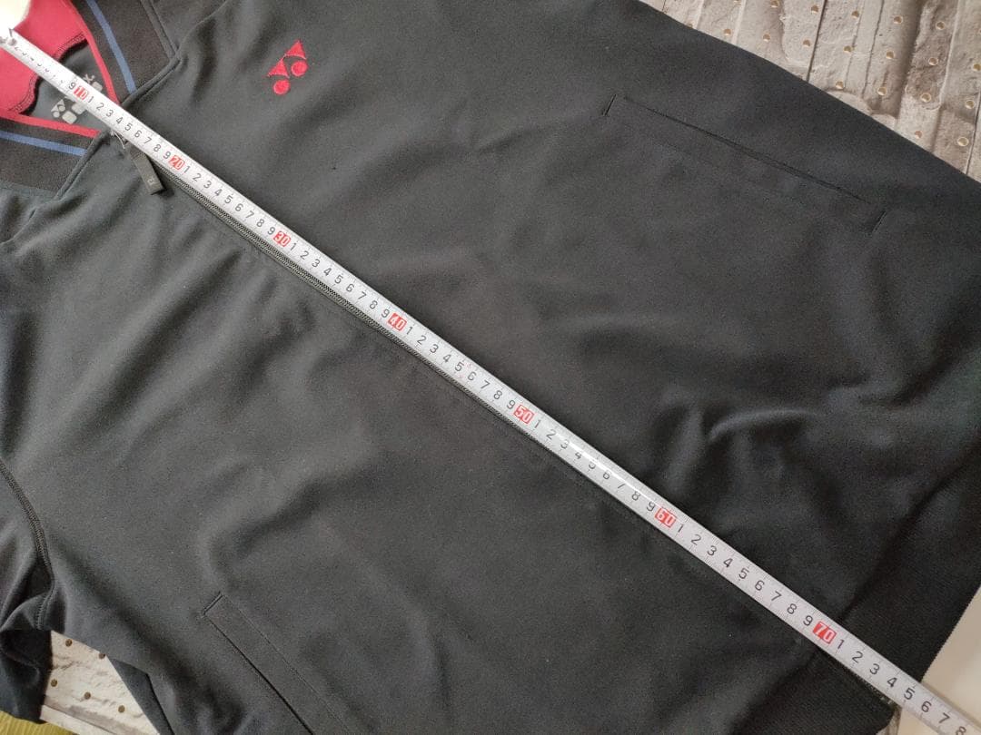 yonex ヨネックス　ウォームアップシャツ